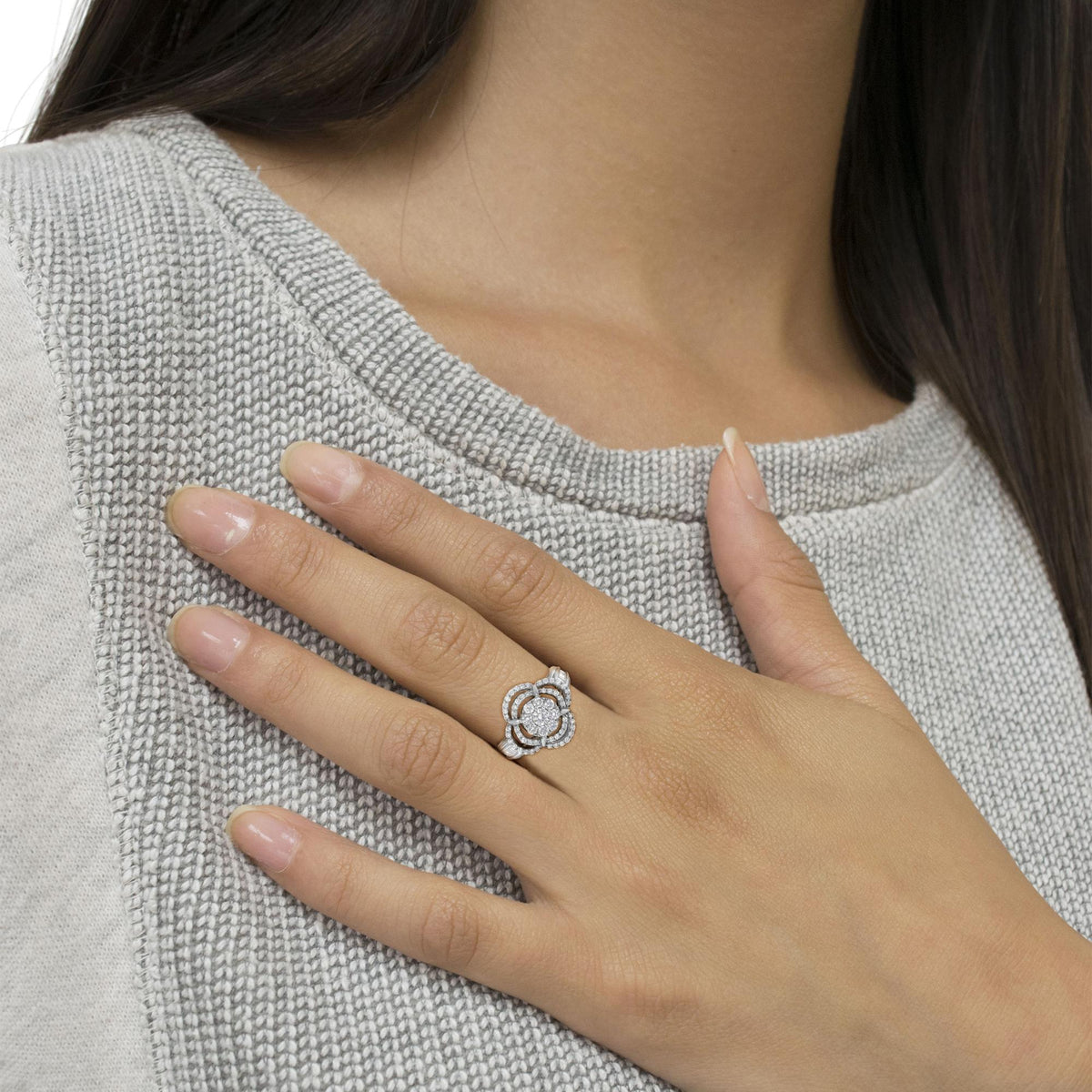 14K White Gold 1.0 Cttw Round & Baguette Cut Diamond Floral Cluster Quatrefoil Channel Set Band Cocktail Statement Ring (H-I Color, SI2-I1 Clarity) - JackiEaslick