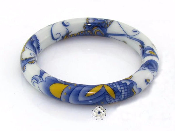 Gorgeous Round Blue and White Porcelain Bracelet